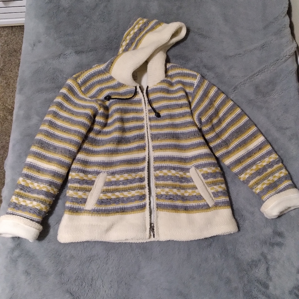 Wool hoodie with fleece lining